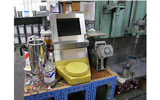 塗料　調色サービス