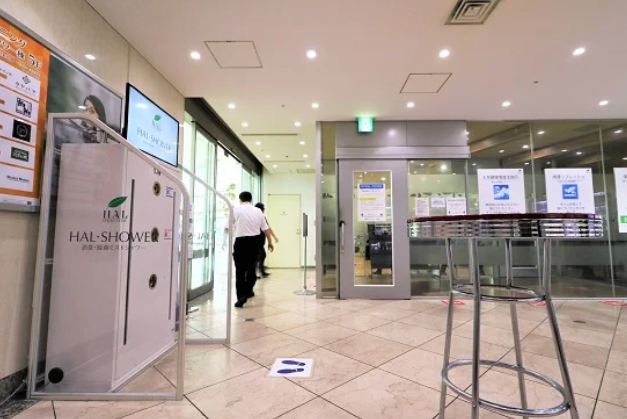 【導入事例/消臭除菌ミストシャワー】横浜ランドマークタワーさま