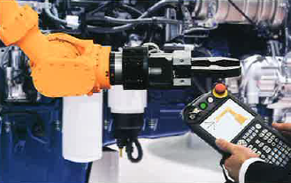 生産ラインの効率性を最大化！ロボットティーチング技術