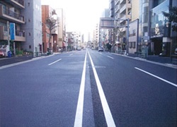 遮熱性舗装 「ヒートアタックペーブ」