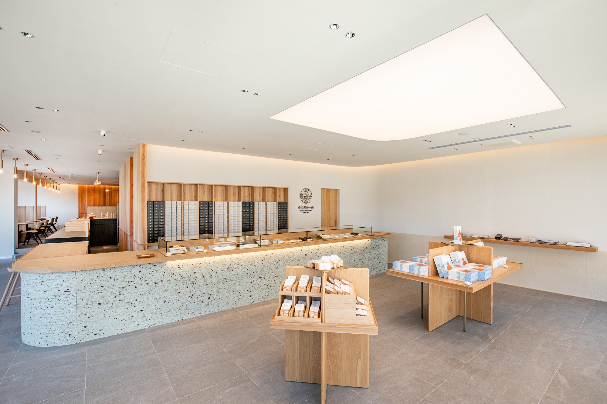 和デザイン事例＞和風建築に調和する天井照明 八木鋼材 | イプロス