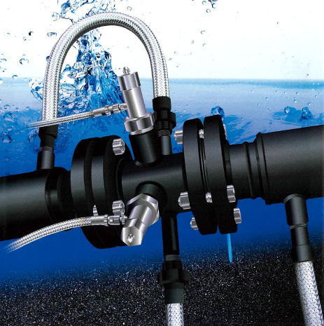 高圧水によるアスファルト中温化装置『AQUA Black』