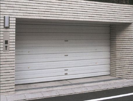 住宅用ガレージドア　防火仕様ロールバード　スチール