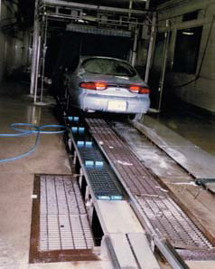 プラスチックコンベア『自動車業界向け搬送ベルト＆チェーン』