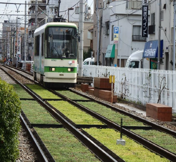 超微多孔セラミックス基盤材を用いた防草技術のご提案