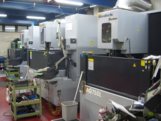 高速度のワイヤーカット加工　※単品加工可能