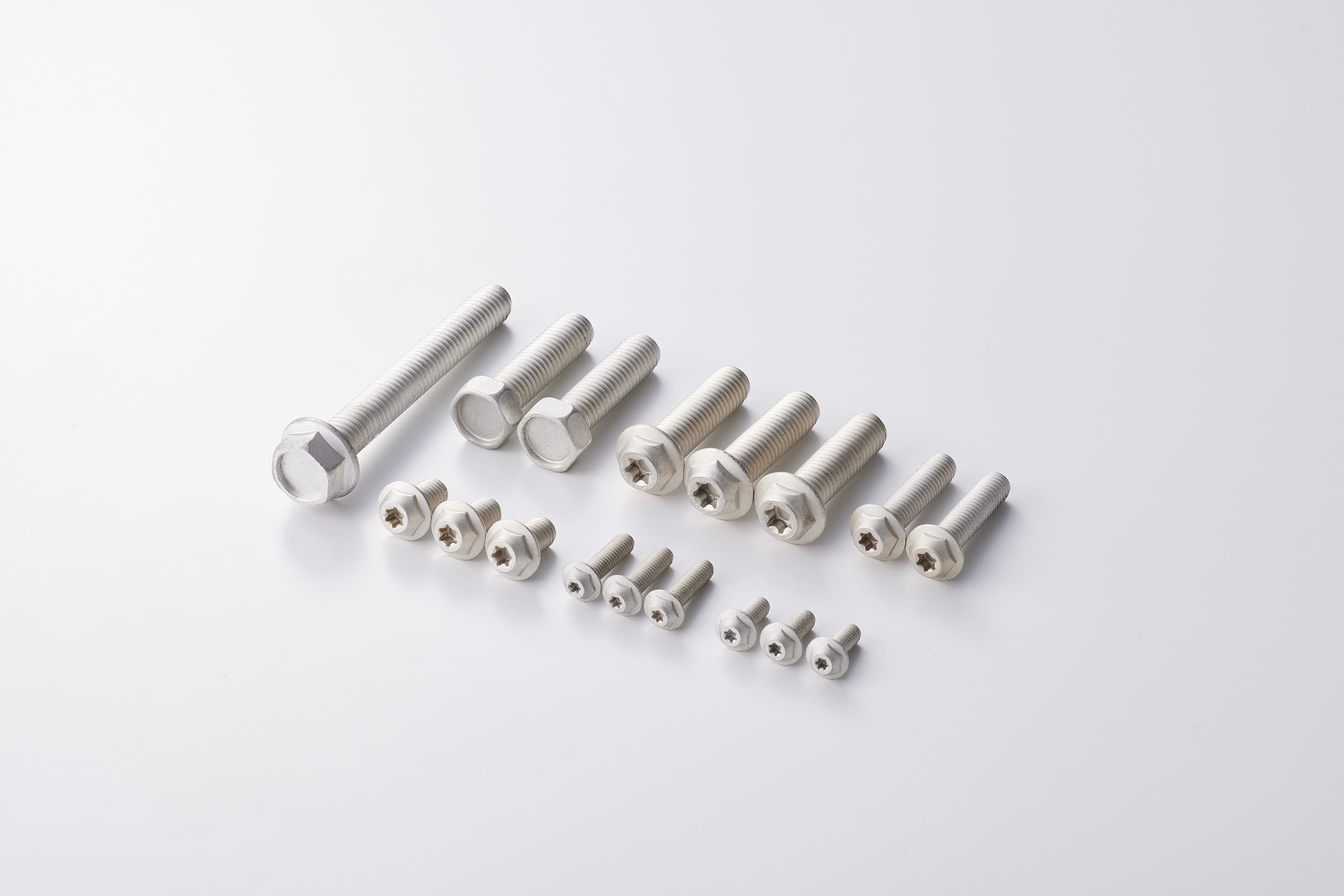 軽くて強い！ 「マグネシウム合金ねじ」