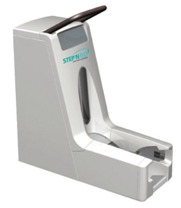 シューズカバー自動装着機『STEP’N GO』