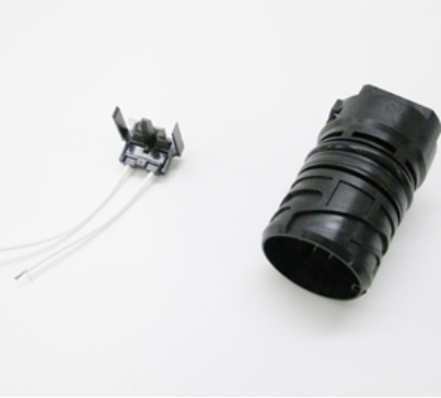 ハーネス加工用機械・部品「車載用コネクタ」