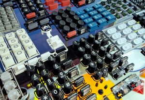 二色成形（ダブルモールド）　加工サービス