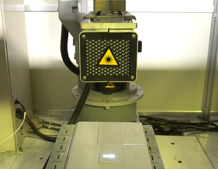 レーザーマーキング