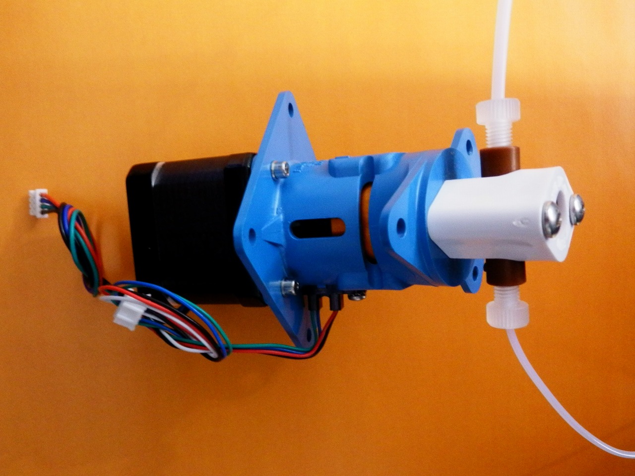 FMI社製　定量ポンプ　マイクロセラムポンプシリーズ