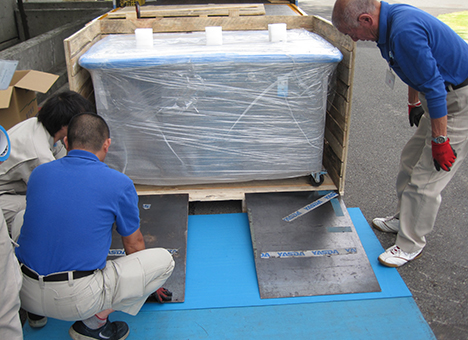 精密機器輸送サービス