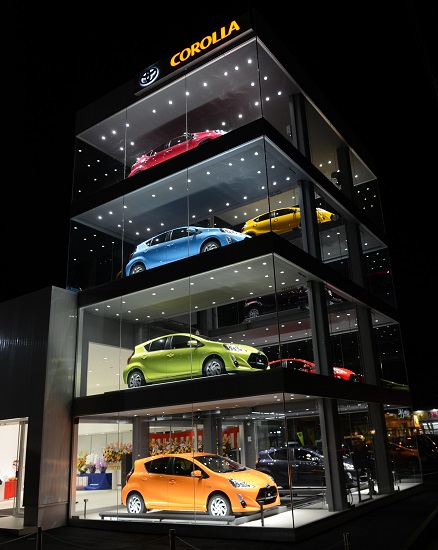 自動車ディーラー様ショールーム向け＿立体車両展示装置_ATD 日進機工