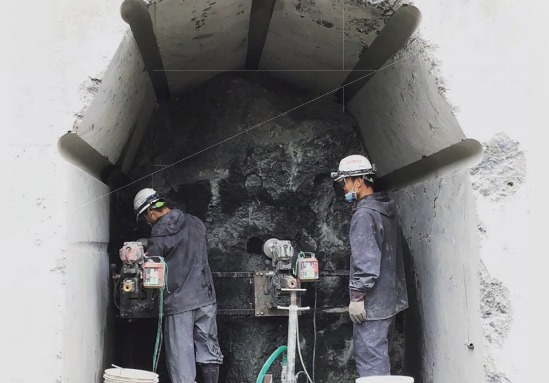 コアードリリング工法