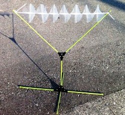 カラス忌避品『カラスなぜ逃げる』