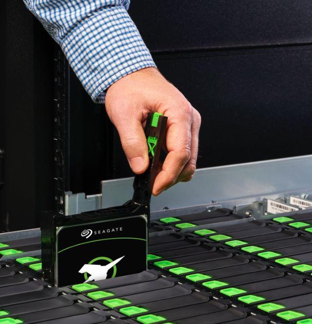  ハードディスク・ドライブ『Exos Xシリーズ』