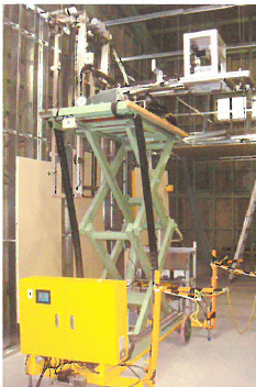 内装ボード張りサービスロボット『楽々ロボ』