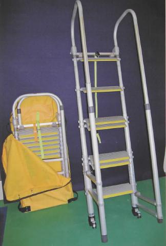 安全・安心　鉄道車両用 『非常脱出ハシゴ』