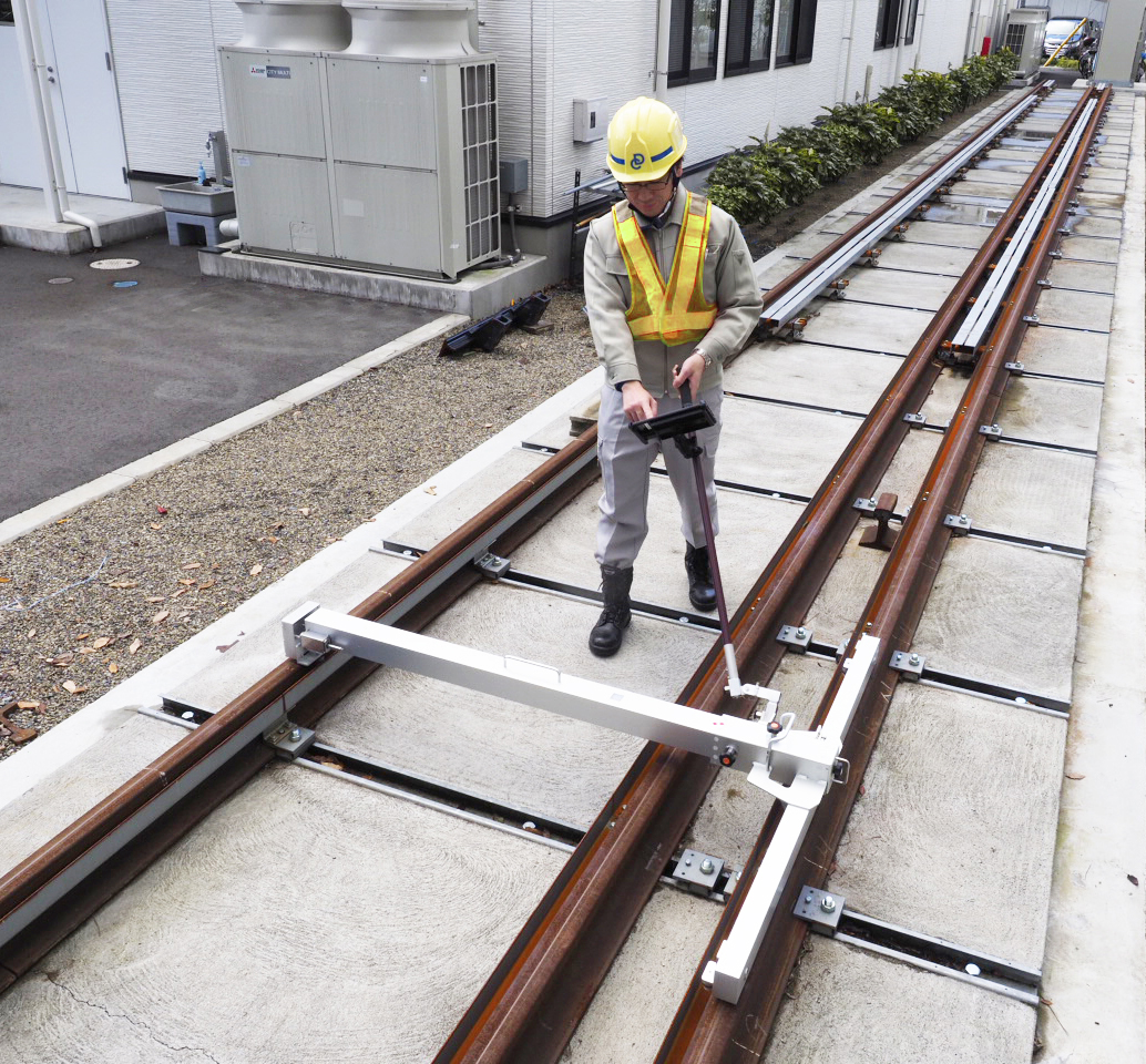 鉄道用軌道検測装置『LR-S100』