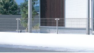 ユメッシュZ型フェンス【間仕切り支柱タイプ】