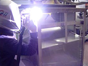 鈴重　溶接加工