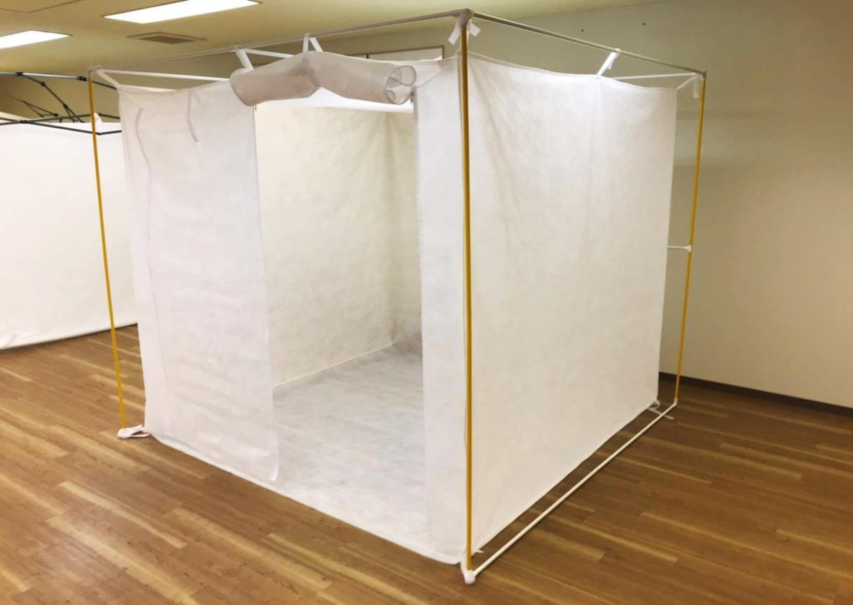 不織布製立体間仕切り『スプリトップルーム』