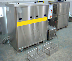 臭素系洗浄剤『eクリーン21Nシリーズ』脱脂力抜群！