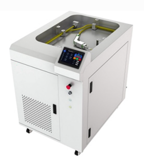 レーザー溶接機　※溶接作業が早く、素材の熱変形も抑えることが可能