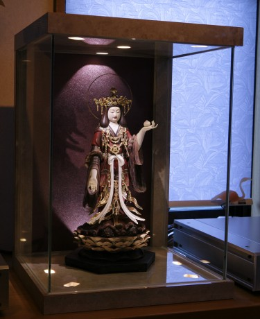 美術品収納ケース『Night-Museum』