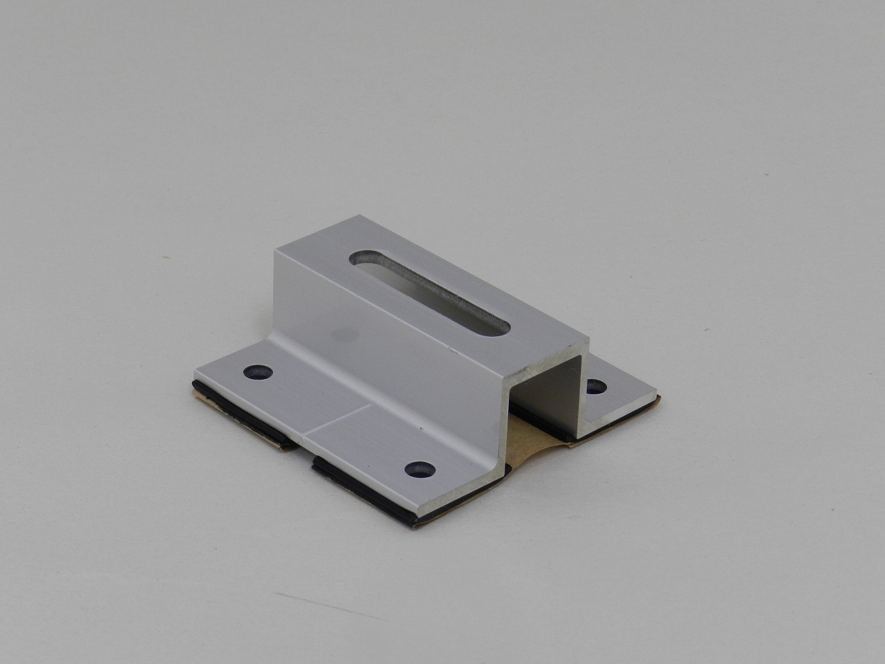 野地固定縦ラック仕様金具（スレート） | 栄信 - Powered by イプロス