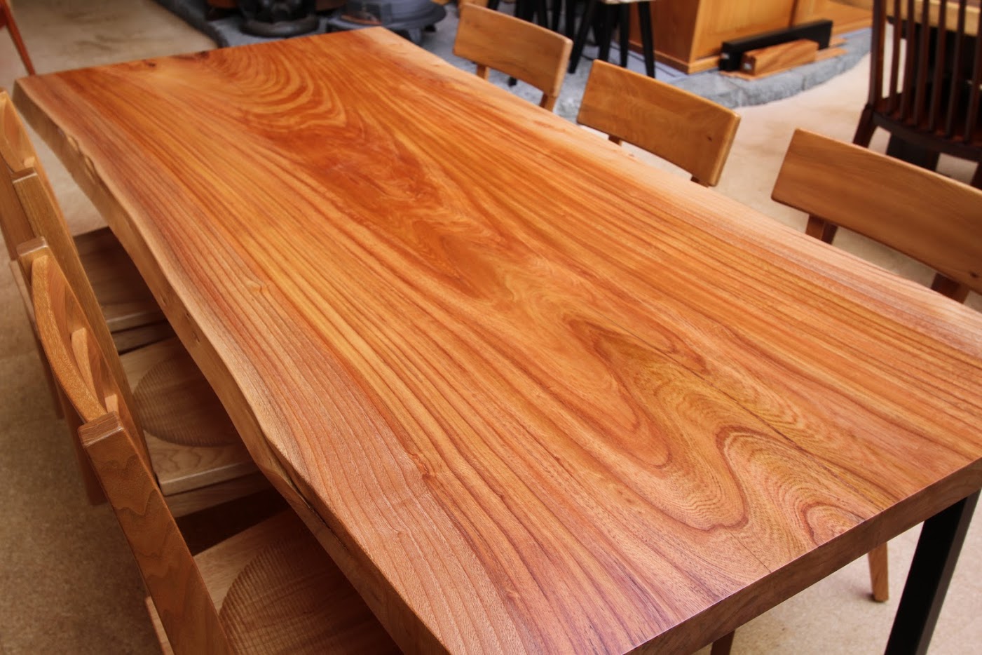 One-piece Zelkova wood board 祭り屋木材 | IPROS