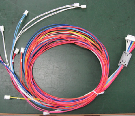 【オーダーメイド】ワイヤーハーネス加工についてはお任せください！