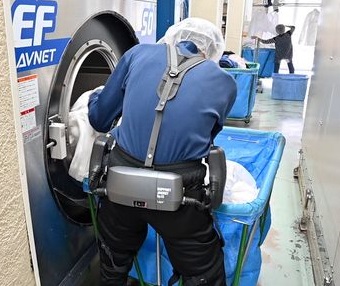 【活用事例・サービス業】サポートジャケットEp+ROBO