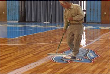 スポーツフロアーメンテナンス　リバースコート