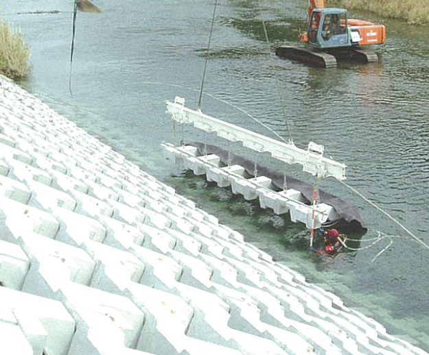 環境保全型護岸『カメレオン』