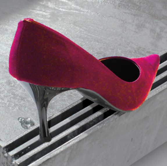 スリット化粧蓋