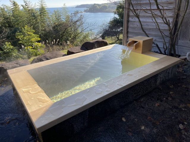 木材用超薄膜仕上げ液体ガラスコート剤『FFコートヒノキ』