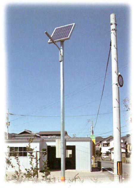 ソーラー街路灯『Li-Poリードパイプ誘導灯PALA』