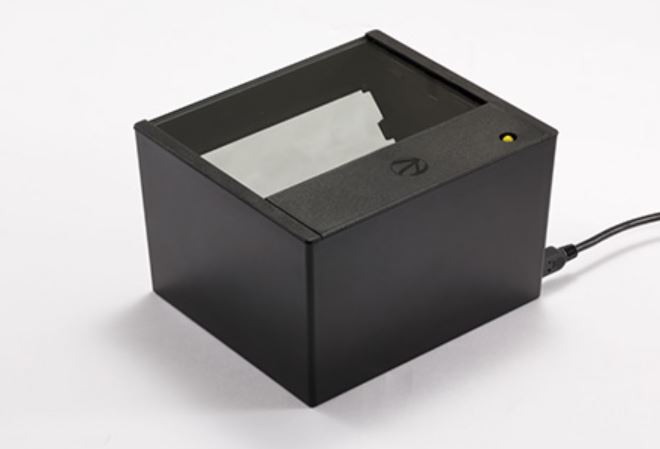 パスポートリーダー7017