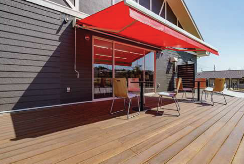 【施工事例】デッキ材