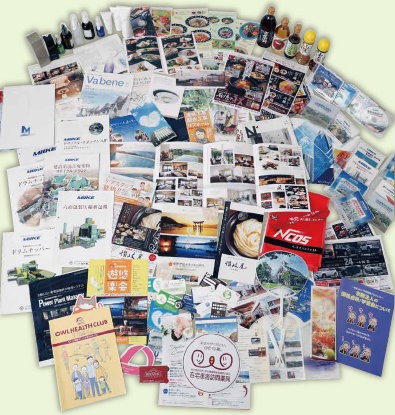 グラフィックデザインサービス