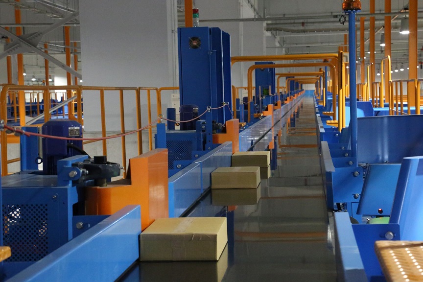 丈夫で長持ち！信頼度の高い自動仕分機　スチールベルトソータ