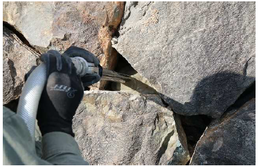 石積接着補強工『モルダム工法』