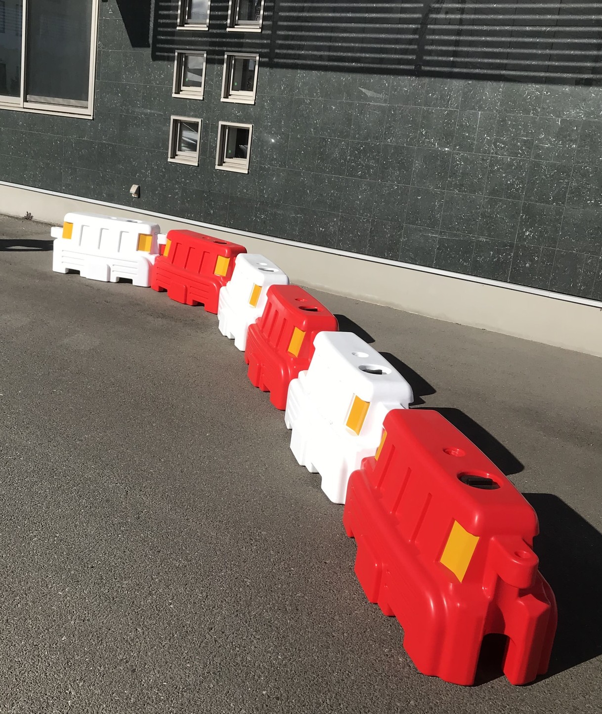 ミニウォータータンクバリケード 仙台銘板 | イプロス