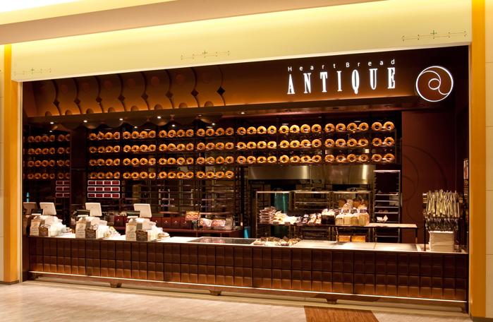 実績紹介　アンティーク　トレッサ横浜店