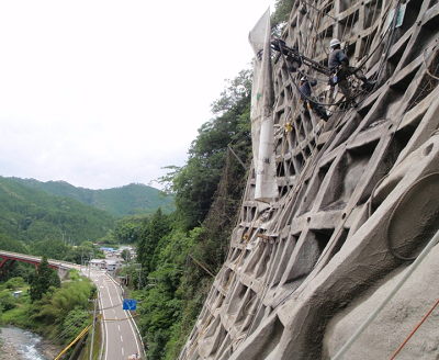 無足場施工　『スタンド ドライブ工法』