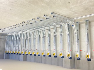 自動折りたたみ式　垂直上段ラック『AFS型』