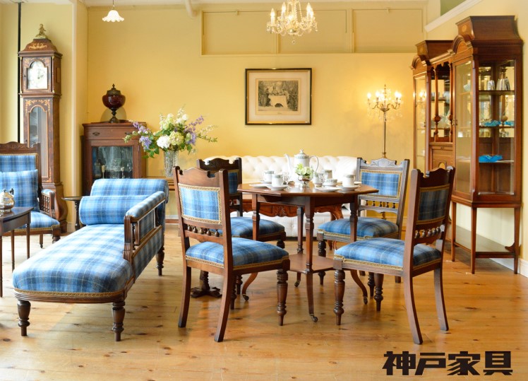 アンティーク家具