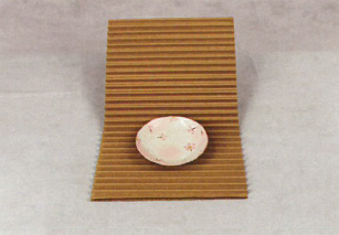 簡易包装用段ボール『自己粘着シート』